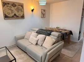 Windsor & Legoland Stay, Slough & Free Parking - Berkshire