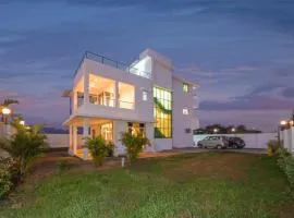 ll EMPYREAN STAY ll 6BHK ll BRAMHA PALACE ll AC ll POOL ll