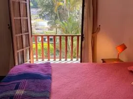 Linda Suite Master no Jd Marajoara em Casa de Alto Padrão