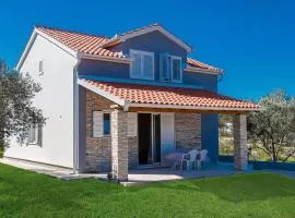 3 Bedroom Stunning Home In Tkon