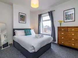 Cosy Beeston Cottage - Sleeps 4