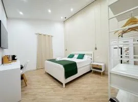 Giandra Rooms and Garden