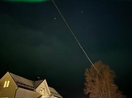 Koselig hus n&aelig;rt havet i Lofoten, Kabelv&aring;g