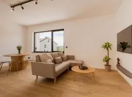 Bright Suite I Sauna I TV I Kitchen