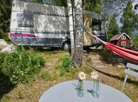 Caravan on eco farm with external bathroom - Bjorngarden