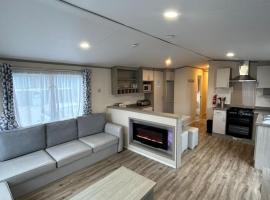 34 Brean Leisure Park Unity Beach 6 berth Passes optional No pets, cabin in Brean