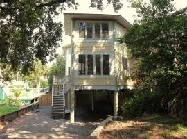 Folly Treehouse