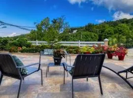 Villa IXORA