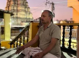 Mahesh Guest House