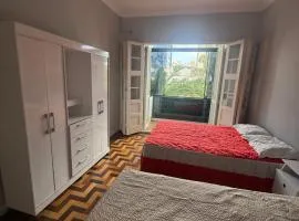 Quarto com banheiro privativo