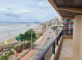 Apartamento Pé na Areia, a 12 min do Beto Carrero