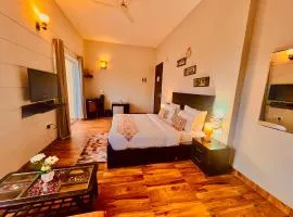 The Garnet Resort - Top Rated & Most Awarded Property in Vrindavan
