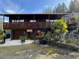 83b Conical Hill Rd - Access via Alpine Avenue