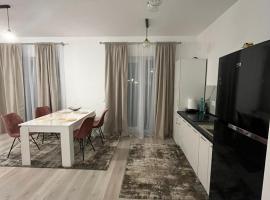 Ioanic Modern Apartment with Parking, hotel u gradu Ploešti