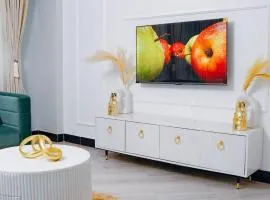 Luxe City Stays by Daph