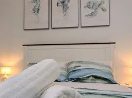 Coastal Comfort - 1 bedroom beachfront apartment