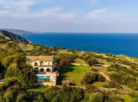 Beautiful Villa with stunning sea view