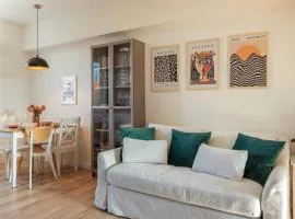 Cozy Apartment with Balcony near Old Town Gdańsk by Rent like home