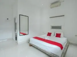 RedDoorz near Ubud Village