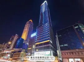 Roaders Plus Hotel - Theme