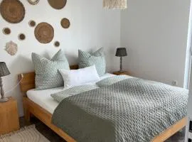 Haus Villa-Moderne 3 Zimmer Ferienwohnung in Wallersdorf-Haidlfing