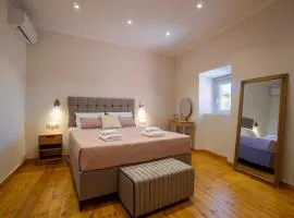 VitouHouse Lakones