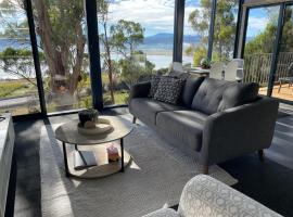 Panoramic views from your stunning 'Treehouse', hotel v destinaci Grindelwald