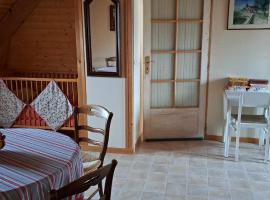 LOCATION à COUCY LE CHATEAU