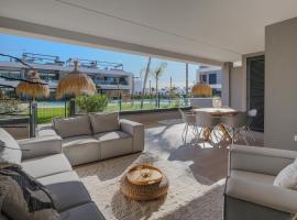 토레파체코에 위치한 리조트 Pool view apartment on Santa Rosalia Resort