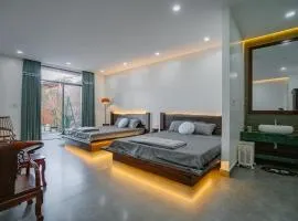 Floral Hue Garden & Riverside Villa
