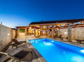 Villa Mendula ZadarVillas