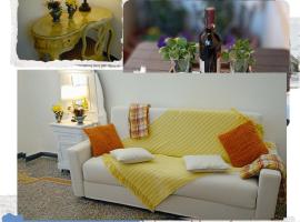 Small Luxury House, hotel em La Spezia