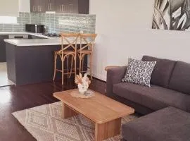 Beachside Homely Flat in Rockingham - Hosted by Canstay