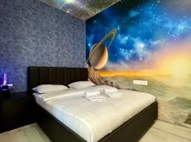 ApartPoltava УНІКАЛЬНІ апартаменти у ЦЕНТРІ з видом на театр Гоголя SOUL TOUCH