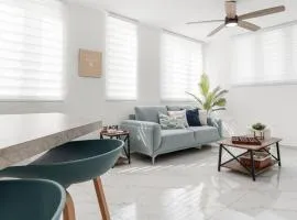 Casa Angelica Apt 101 steps to Sandy Beach