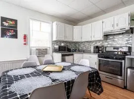 Deluxe 4BR 2BA Apartment Near NYC and Airport