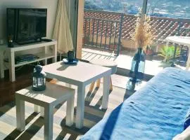 T2 belle terrasse avec vue sur mer