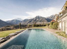 Hotel Mitterplatt (Schenna Resort), hotel a Scena