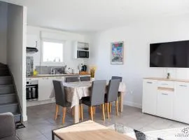 CASA LEIA - À 4 min de la plage, avec Wifi