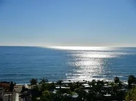 Villa Paola Vista Mare - Fronte Mare - Free Parking - Wi-Fi