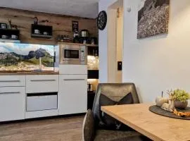 Ferienwohnungen Wolf- Studio Zimmer mit Bergblick