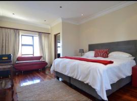 Inside residence, hotel v Bloubergstrandu