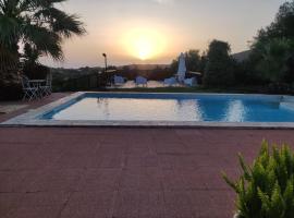 Villa con piscina sul mare sud Sardegna, hotel i Quartu SantʼElena