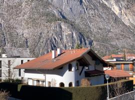 Fewo Riefe, hotel v destinaci Zams