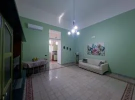 G&G House