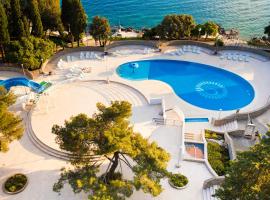 Hotel Dražica - Hotel Resort Dražica, khách sạn biển ở Đảo Krk