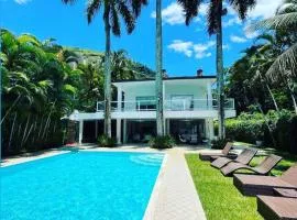 Casa Angra dos Mares