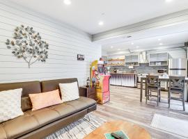 1 Mi to Chickamauga Lake Apartment in Soddy-Daisy, ξενοδοχείο σε Soddy-Daisy