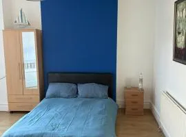 Pure Edge beach guest house with Sea view