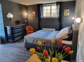 Chambre d'hôtes l'Heure Bleue, hotel in Saint-Alvère